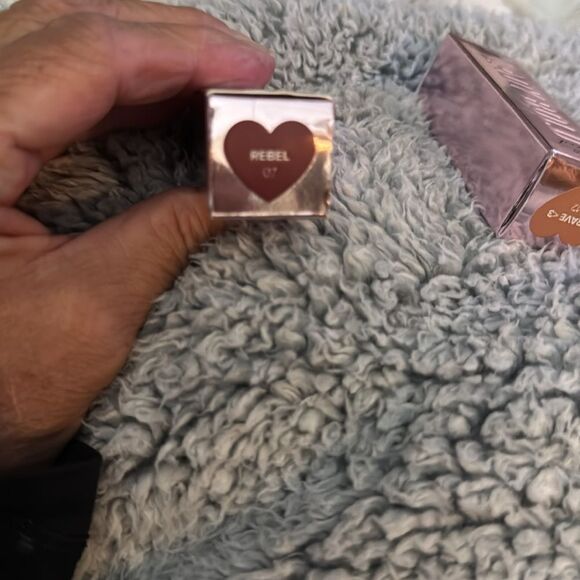 29.00 LADY BOLD TWO FACED LIPSTICK IN BRAVE NIB & NIB REBEL - Picture 9 of 9